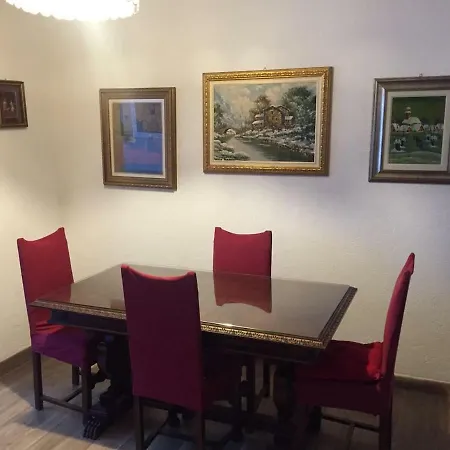 Centro Con Giardino Privato Pragelato